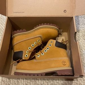NIB Boys Timberland Boots Camel Wheat Color Toddler Size 9.5c